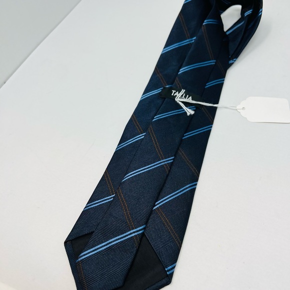 TALLIA**100% Italian Silk Gray Gorgeous Tie***NEW - Picture 3 of 4